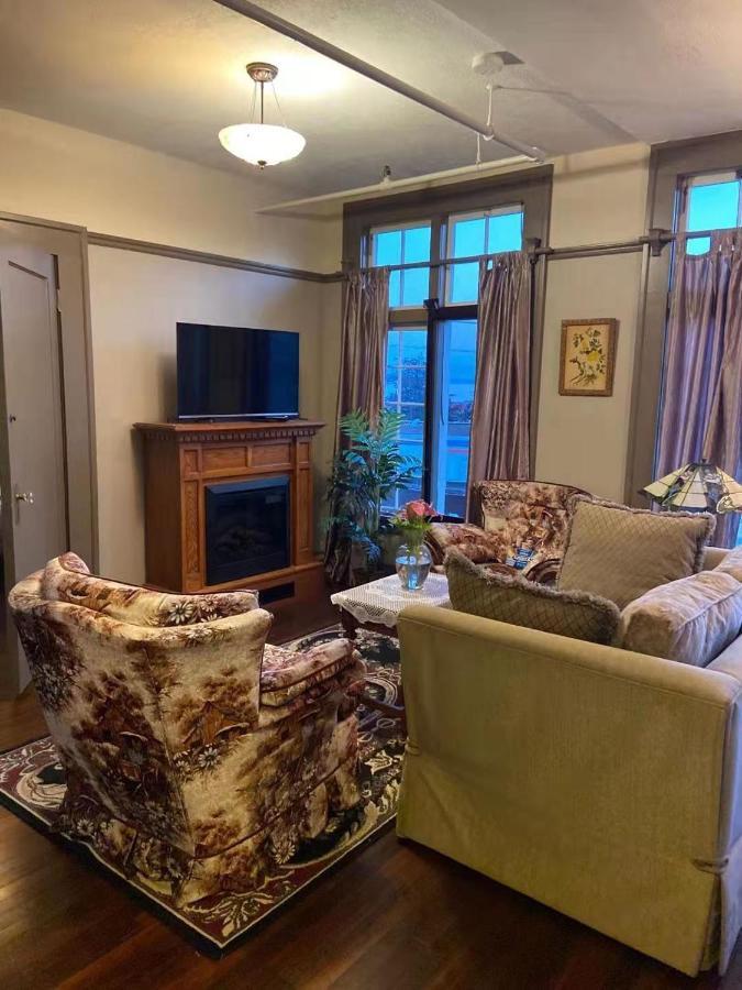 Rodmay Hotel Powell River Extérieur photo
