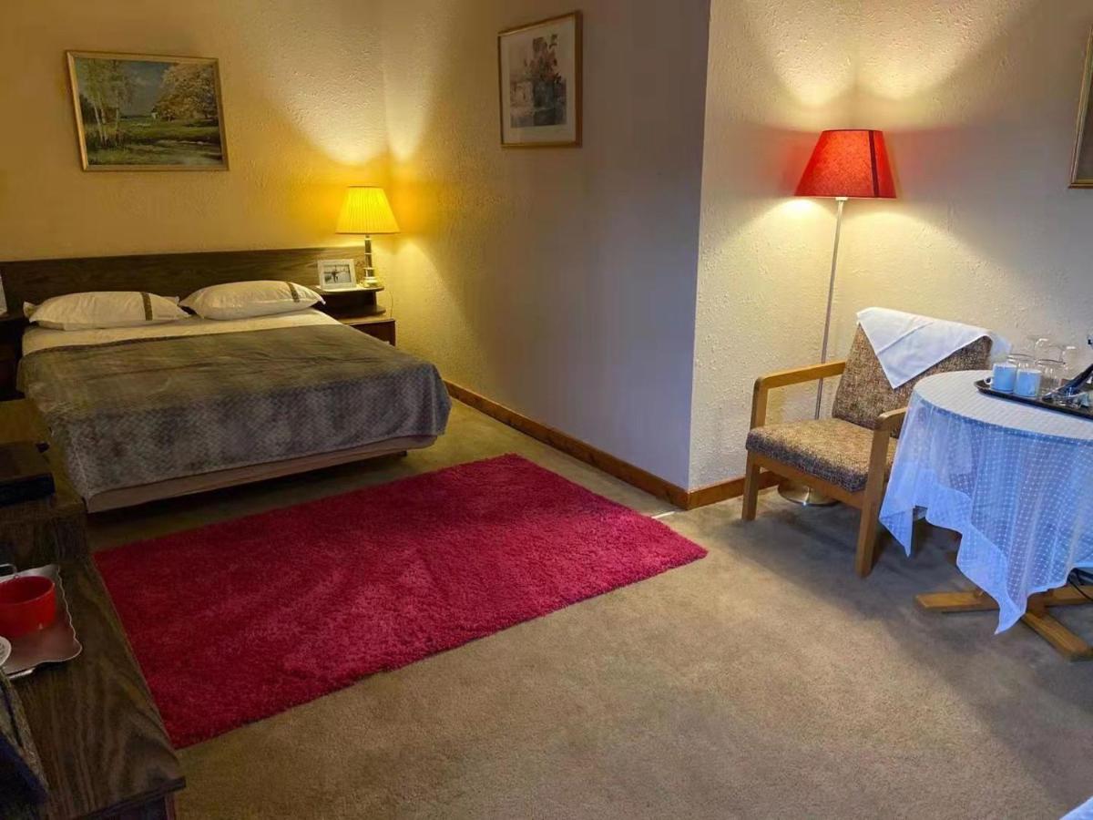 Rodmay Hotel Powell River Extérieur photo